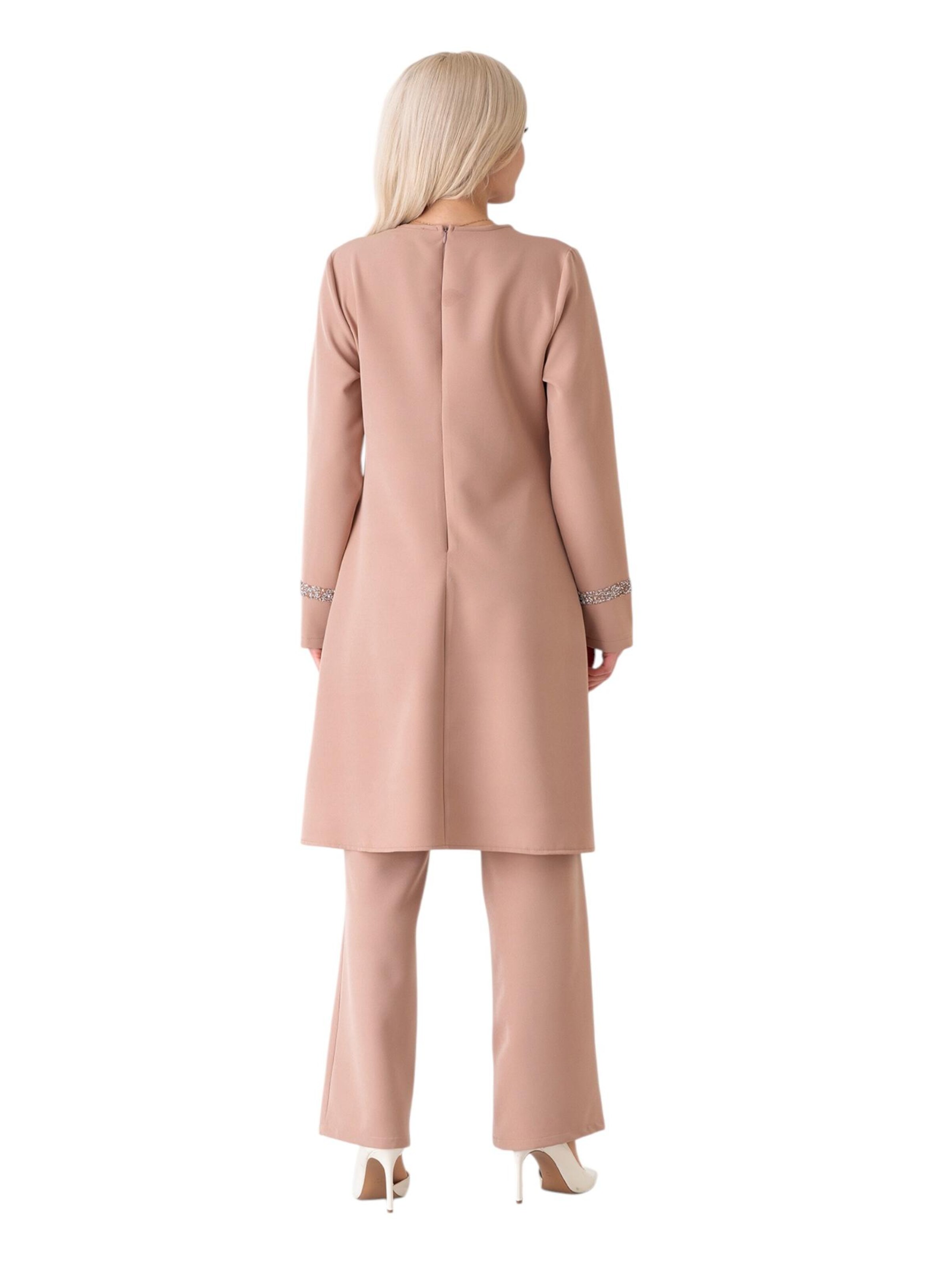 fashionshowcase Buksedragt 'NEVRA' i beige