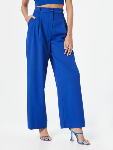 Monki Wide leg Pleat-Front Pants in Blue: front