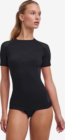 FALKE Base Layer in Black: front