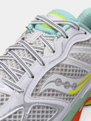 saucony Sneaker 'PROGRID GUIDE 7' in Weiß