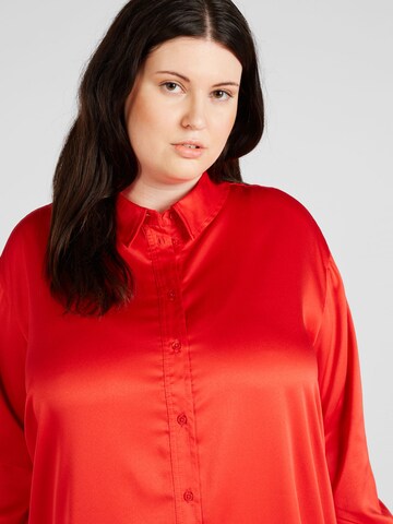 Robe-chemise 'DARLENE LIFE' ONLY Carmakoma en rouge