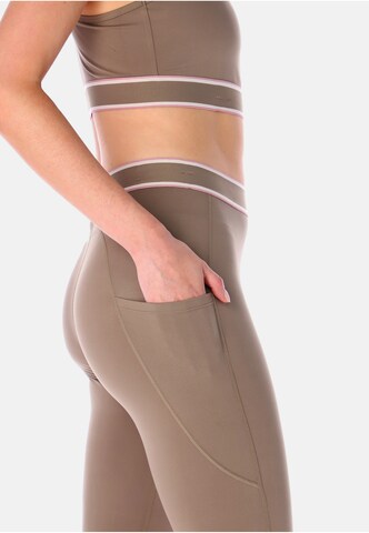 Skinny Leggings di Ted Baker in marrone: lato