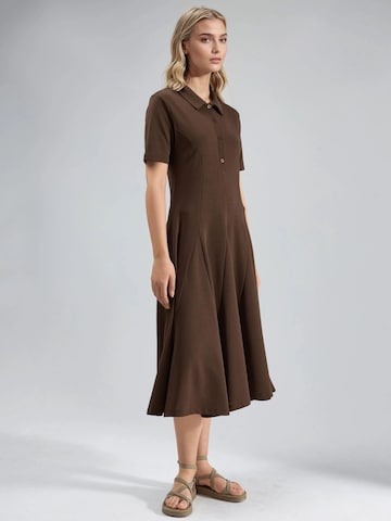 Busem Dress 'Midi' in Brown