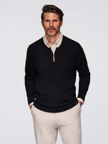 Pullover di Ombre in nero: frontale