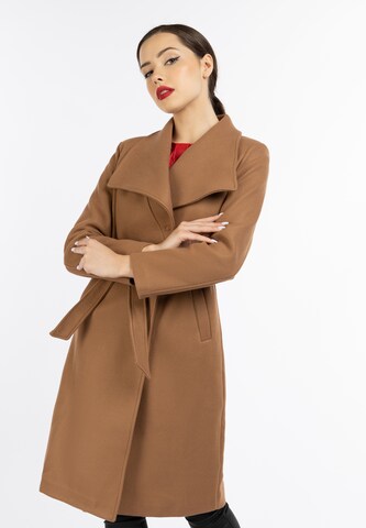 faina Between-Seasons Coat in Brown: front