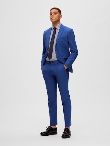 Coupe slim Pantalon à plis 'Neil' SELECTED HOMME en bleu