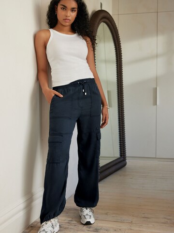 Next Свободный крой Брюки-карго в Синий