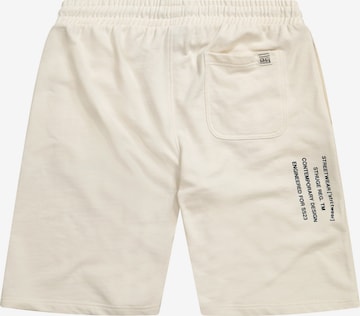 STHUGE Regular Pants in Beige: front