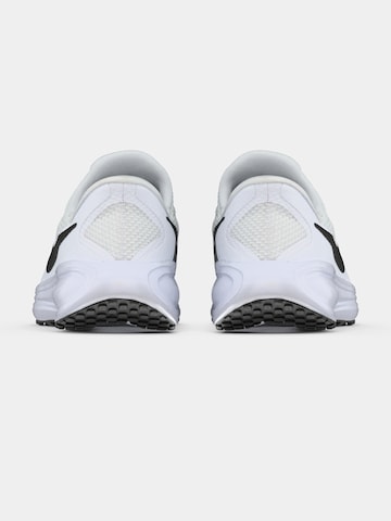 NIKE Tekaški čevelj 'Revolution 8 EasyOn' | bela barva