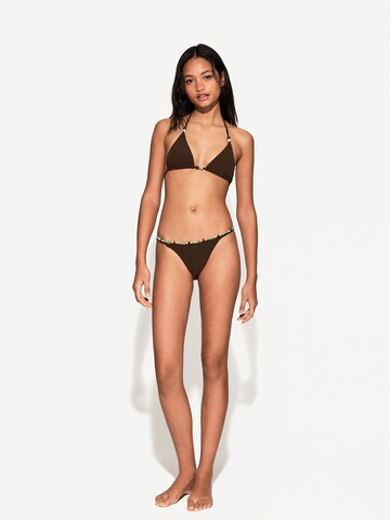 Triangolo Top per bikini di Bershka in marrone