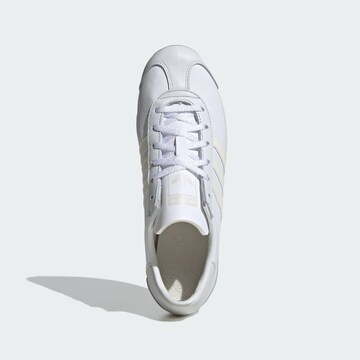 Baskets basses 'Country' ADIDAS ORIGINALS en blanc