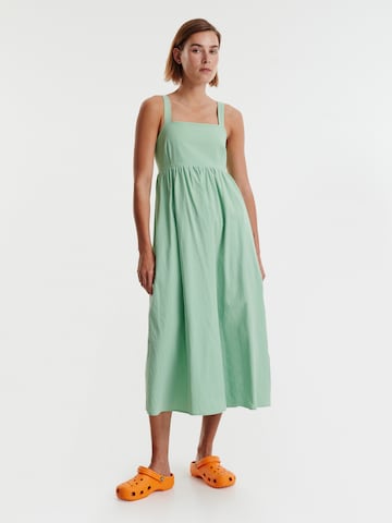 zaļš EDITED Vasaras kleita 'Alena': no priekšpuses