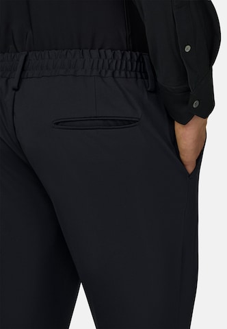 Boggi Milano Slim fit Chino trousers in Black: back