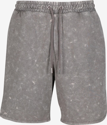 Pantaloni di Urban Classics in grigio: frontale