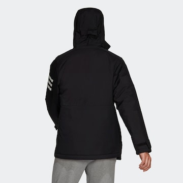 Geacă outdoor 'Utilitas Insulated' de la ADIDAS TERREX pe negru