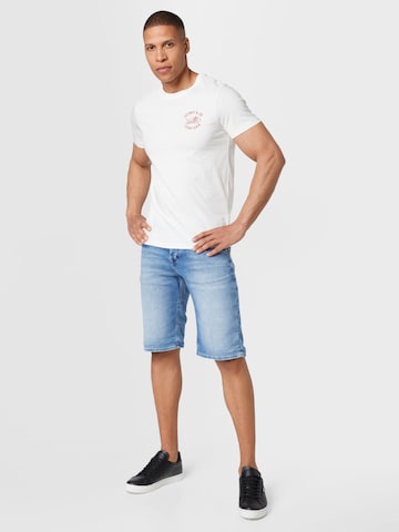 MUSTANG Regular Shorts 'Chicago' in Blau