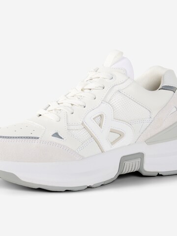 BOGNER Sneaker low in Weiß