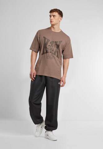 T-Shirt 'Alien Smash' K1X en marron