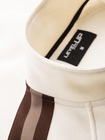 Ombre - Sudadera con cremallera en beige