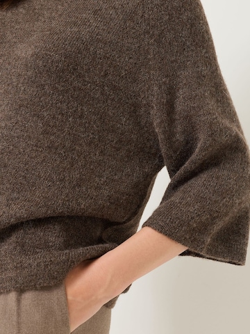 Tamaris Sweater in Brown