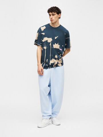 T-Shirt Nike Sportswear en bleu