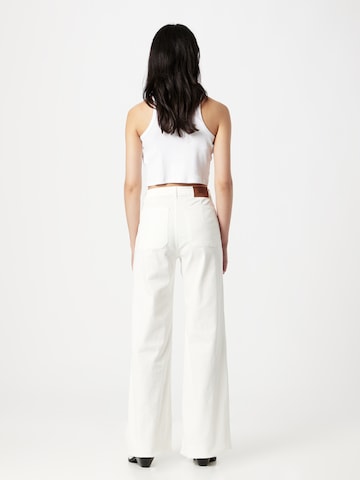 UNITED COLORS OF BENETTON Bootcut Spodnie w kolorze biały