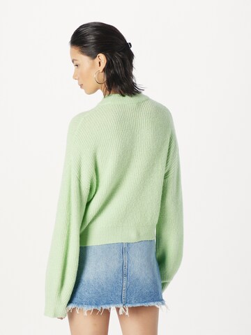 Pull-over NLY by Nelly en vert