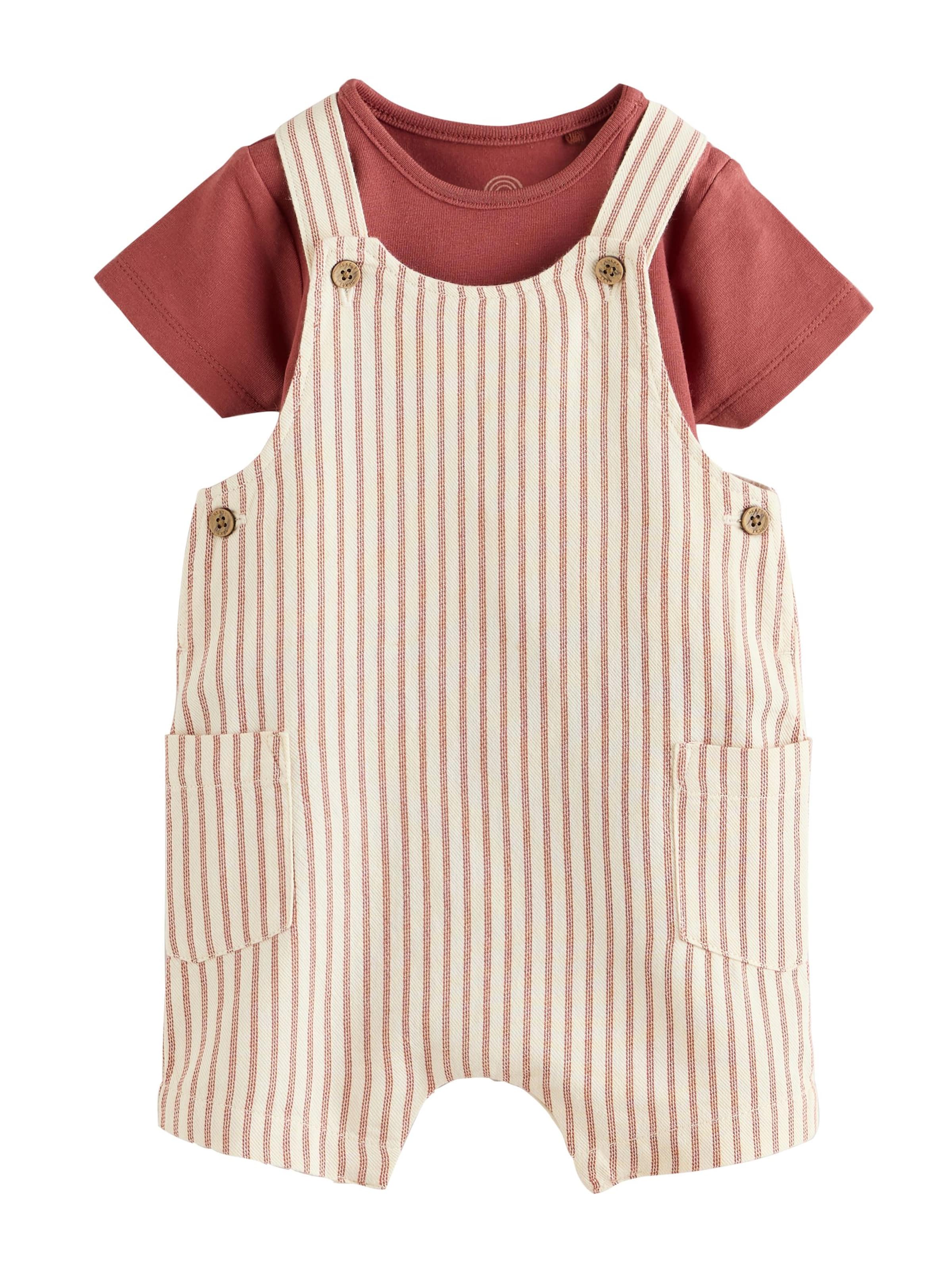 Next - Conjunto en beige: frente