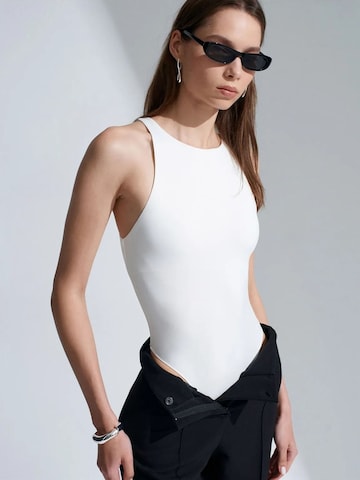 Body Dilvin en blanc : devant