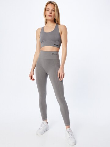 Skinny Pantalon de sport Hummel en gris
