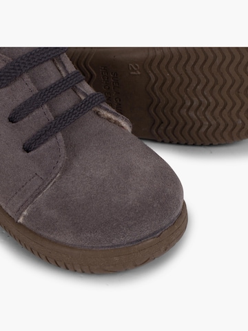 Pisamonas - Botas en gris