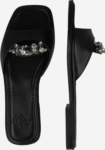 Mule 'Veroniki' Marietta's Fantasy en noir