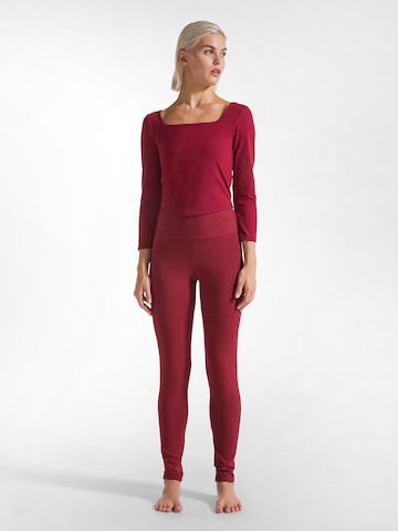 T-shirt DEHA en rouge : devant