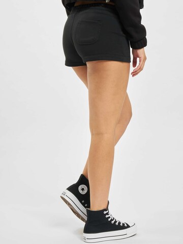 Regular Pantalon CONVERSE en noir