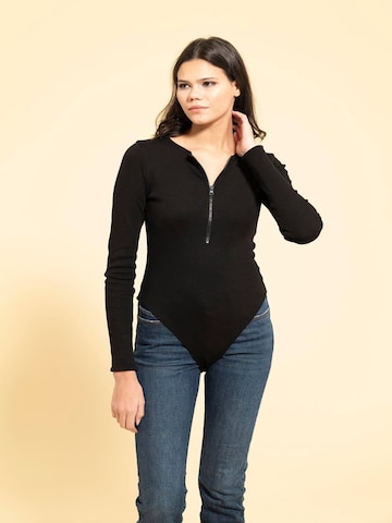 For You Moda Blouse in Zwart: voorkant