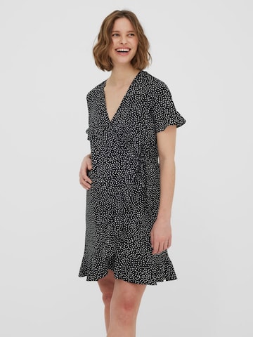 Vero Moda Maternity - Vestido 'HENNA' en negro: frente