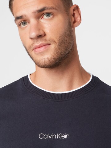 Sweat-shirt Calvin Klein en bleu