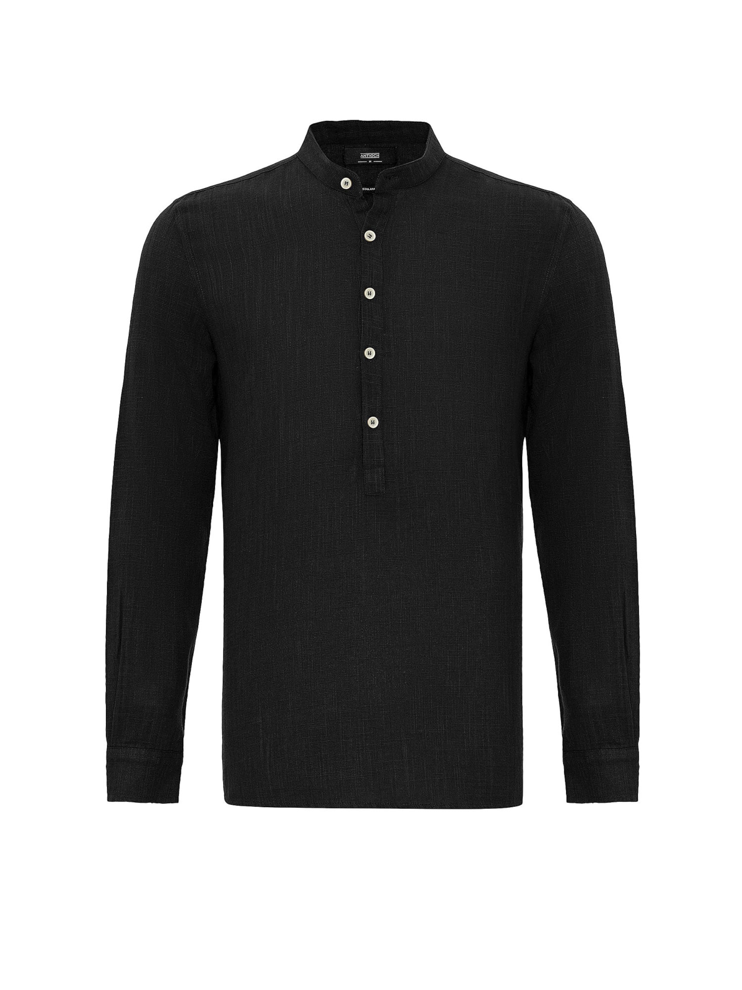 Antioch Regular fit Button Up Shirt in Black: front