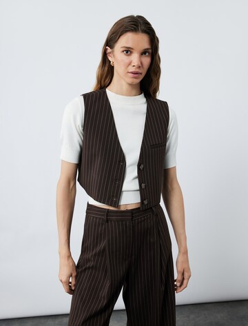 Koton Vest in Brown: front