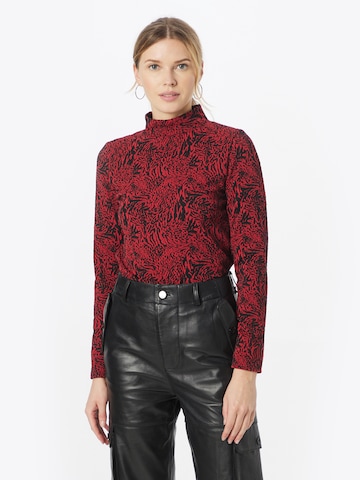 Dorothy Perkins Футболка в Красный: спереди