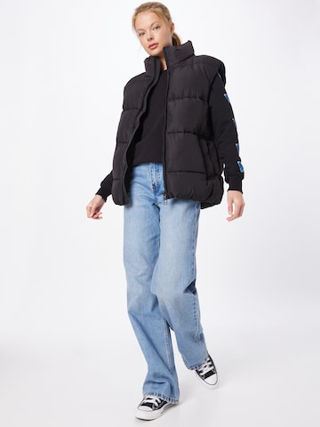 Monki Bodywarmer in Zwart