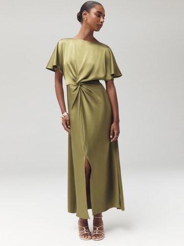Next Kleid in Grün: Vorderseite