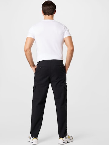 Regular Pantaloni cu buzunare de la Club Monaco pe negru