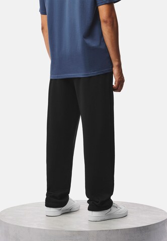 Weekend Offender Tapered Broek in Zwart