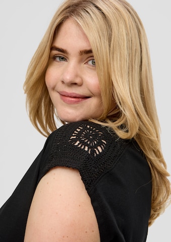T-shirt TRIANGLE en noir