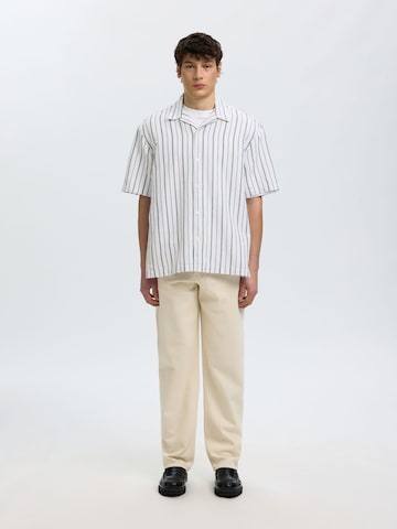 Fit confort Chemise 'SLHClay' SELECTED en blanc