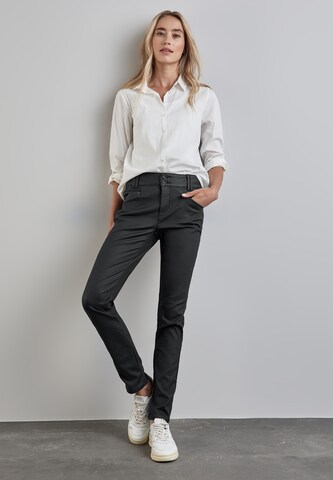 Coupe slim Pantalon STREET ONE en noir