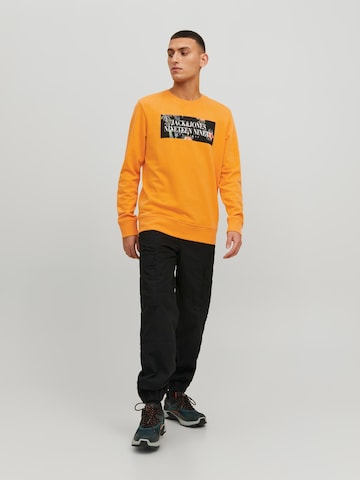 JACK & JONESSweater majica 'Flores' - narančasta boja