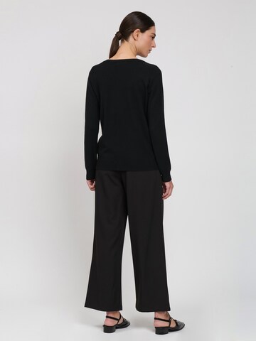Pullover di Influencer in nero