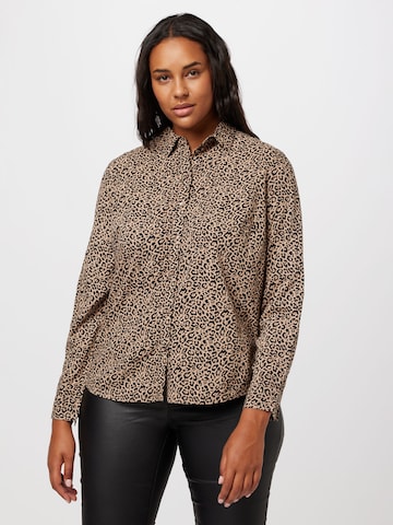 PIECES Curve - Blusa 'NOVA' en beige: frente